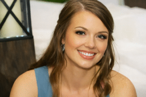 Taelyn Dobson: Alles, was Sie über sie wissen müssen