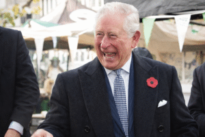 Prinz Charles Tochter mit Camilla – Die Wahrheit über Familie, Titel und Gerüchte