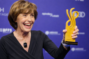 Trauriger Abschied von Thekla Carola Wied – Ein bewegender Rückblick auf ihr Leben und ihre Karriere