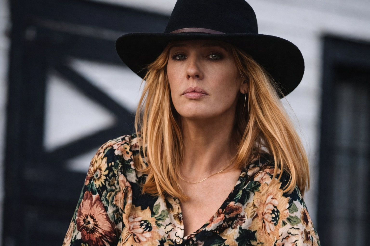 beth dutton melanie olmstead yellowstone